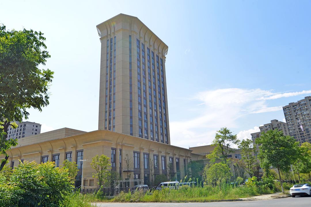 杭州老鹰画室靠谱吗,老鹰画室和水木源画室哪个好