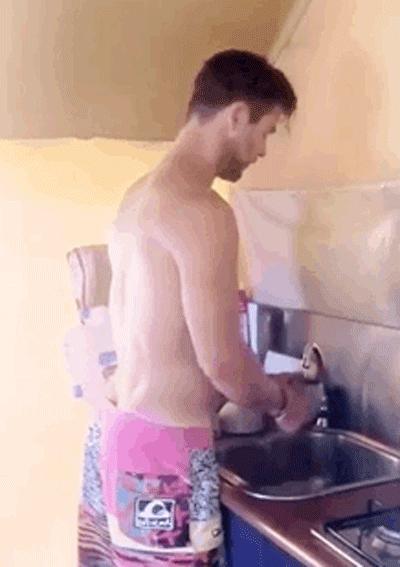 亲眼见证|能上天的雷神，被一根鸭舌头打败了？