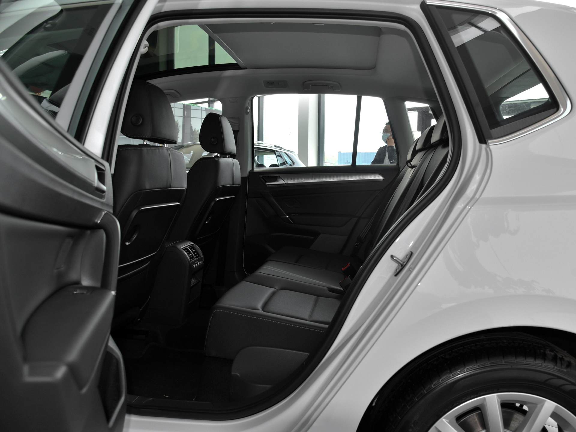 最新大众高尔夫嘉旅,高尔夫嘉旅2020款1.4t280好奇型