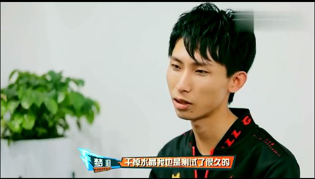 荒野乱斗流浪者足球模式神操作,荒野乱斗国外大神足球模式