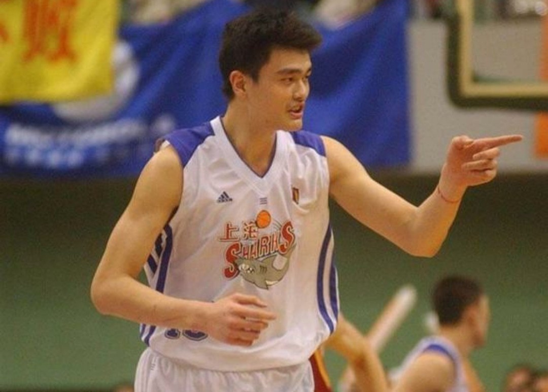 男篮为什么投不进去,中国男篮为什么都是高难度投篮