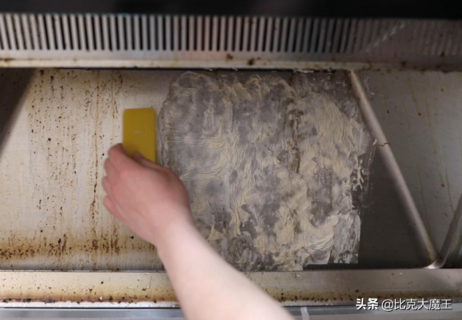 油烟机油垢怎么快速处理,油烟机油污用什么办法除最干净