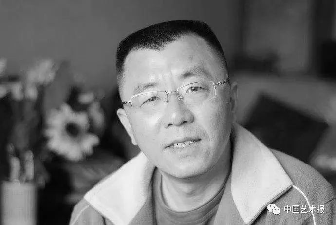 缅怀一位诗人|洪烛燃尽蜡炬,化作满天诗文