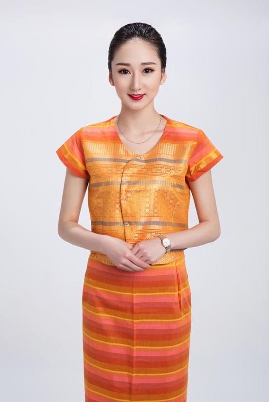 美丽空姐的灿烂笑容,美丽空姐甜美笑容