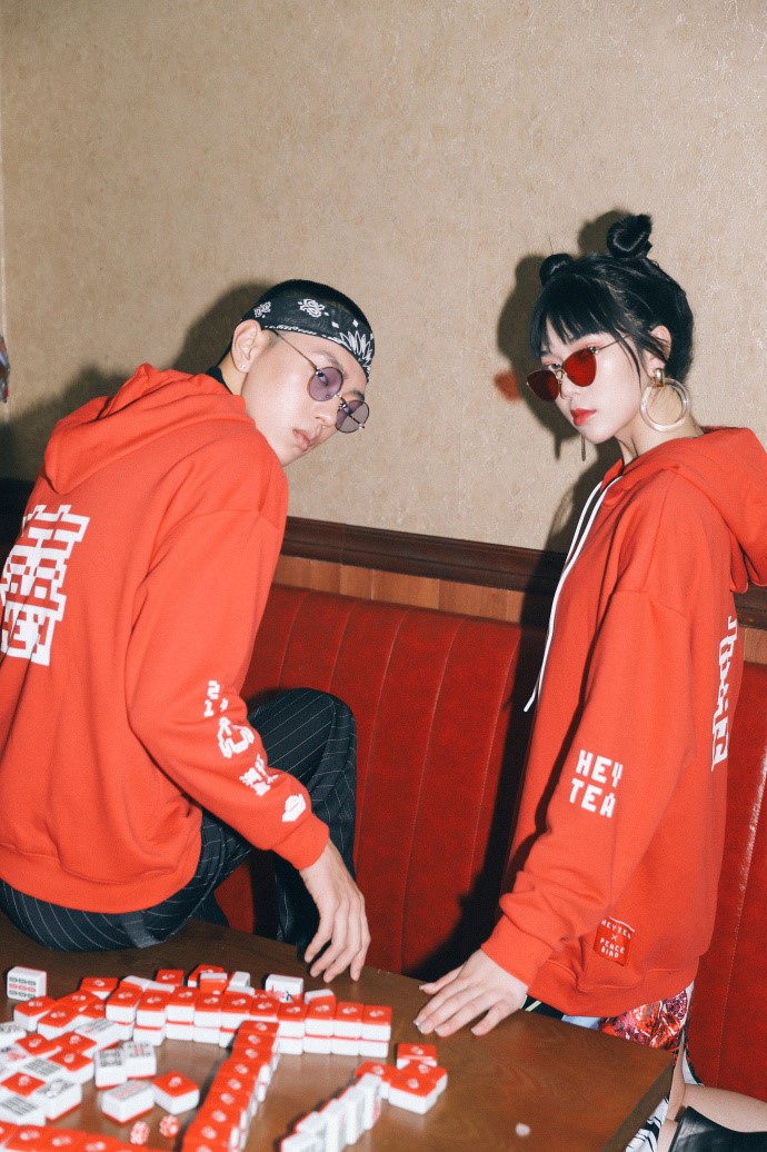 国潮品牌太平鸟,国潮太平鸟和花木兰合作