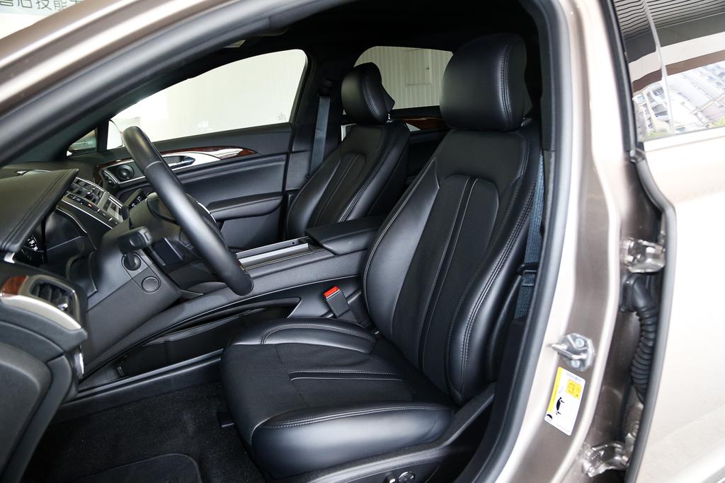 叫好不叫座的一款车，林肯MKZ实力不错，为何总被人所低估