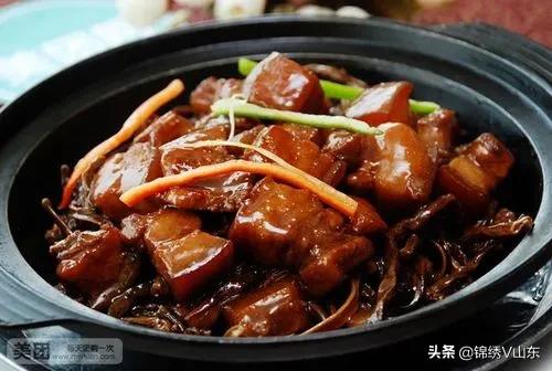 朋友来家吃饭做几个家常菜,朋友来家里做了一桌子菜