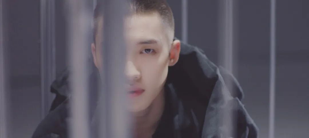 从“做作”到真实，唱歌始终是他最能表达自己的事