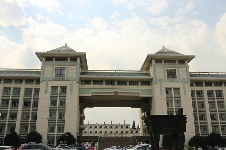 四川最有前途的三所大学,四川大学臭名远扬