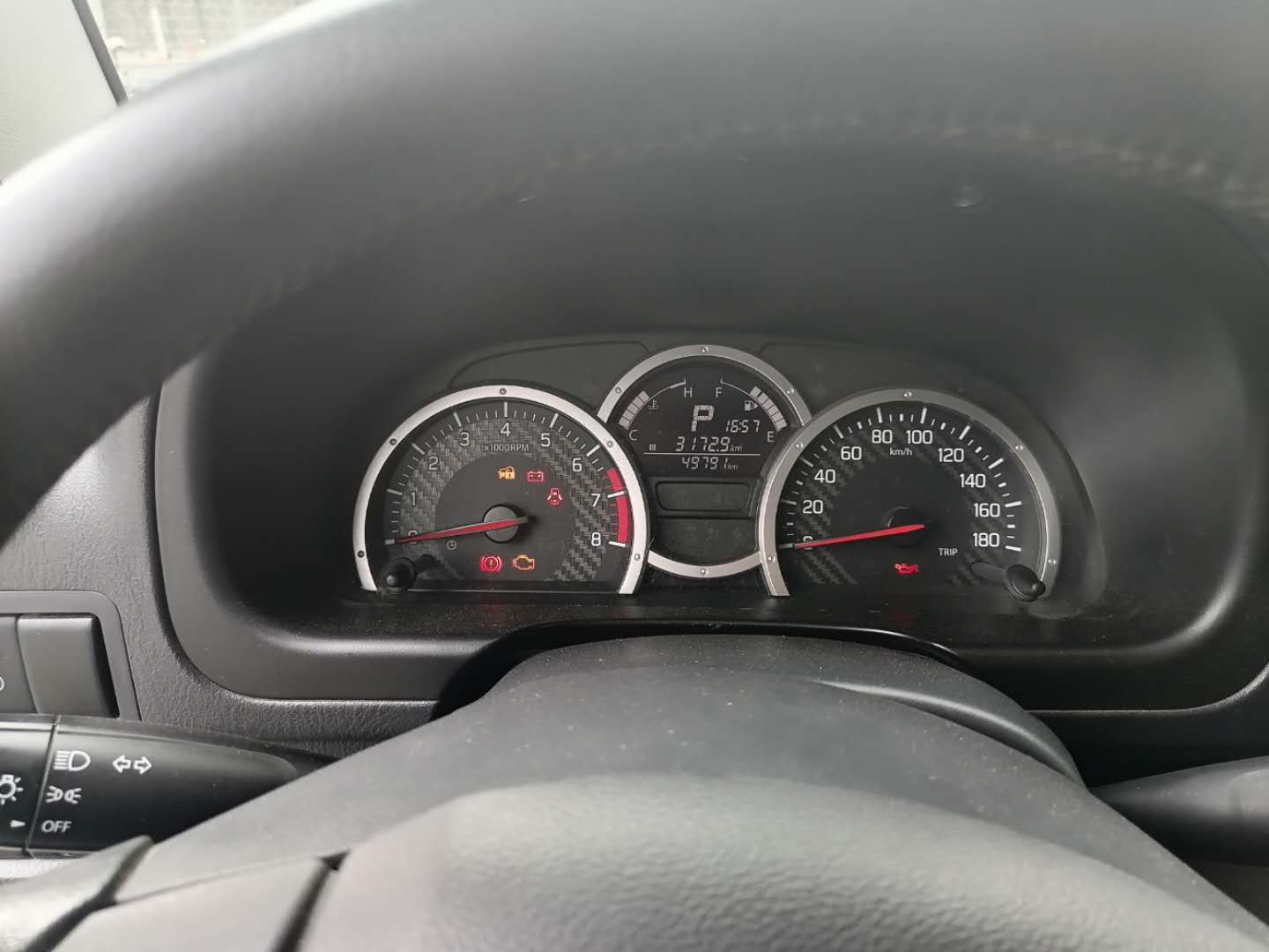 略显可爱的越野车铃木吉姆尼,二手吉姆尼越野能力有多强