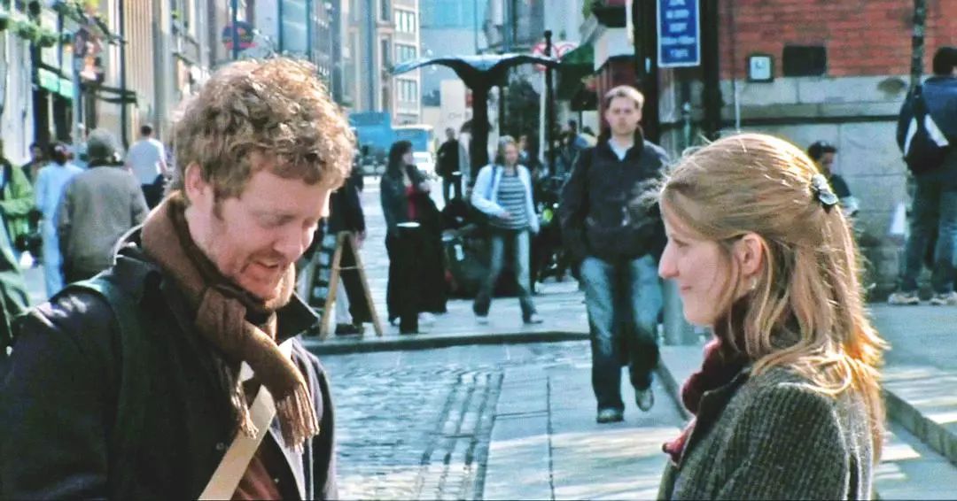 为什么相爱的两个人却不能相见,为什么他们相爱却不能在一起