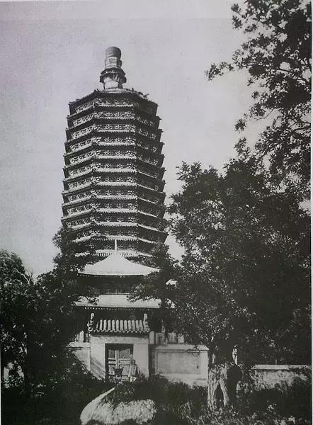 100年前中国风景建筑老照片,两亿多年前的景观