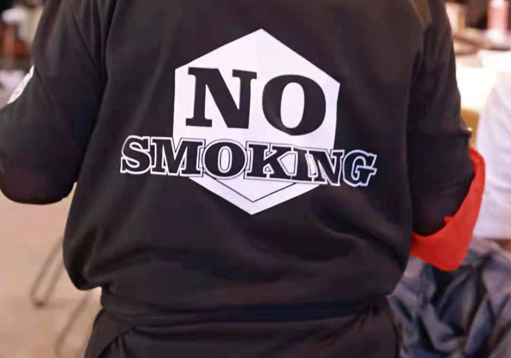 餐厅和客人发生冲突服务员怎么办,餐厅员工跟顾客发生争执怎么处理