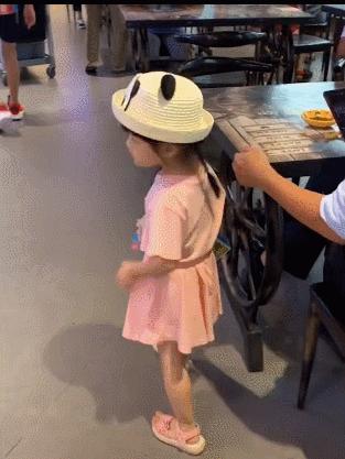 真正的善良是放弃自己所需要的,世上有一种善良叫不动声色却暖心