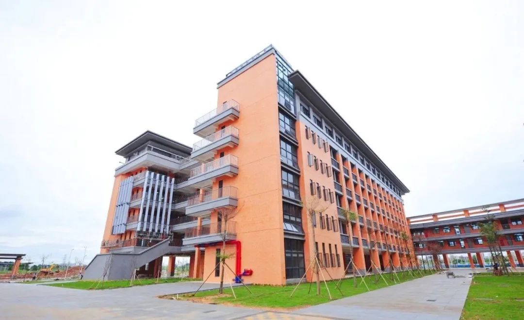 广东科技学院有没有高职专业,广东科技学院高职高考学费