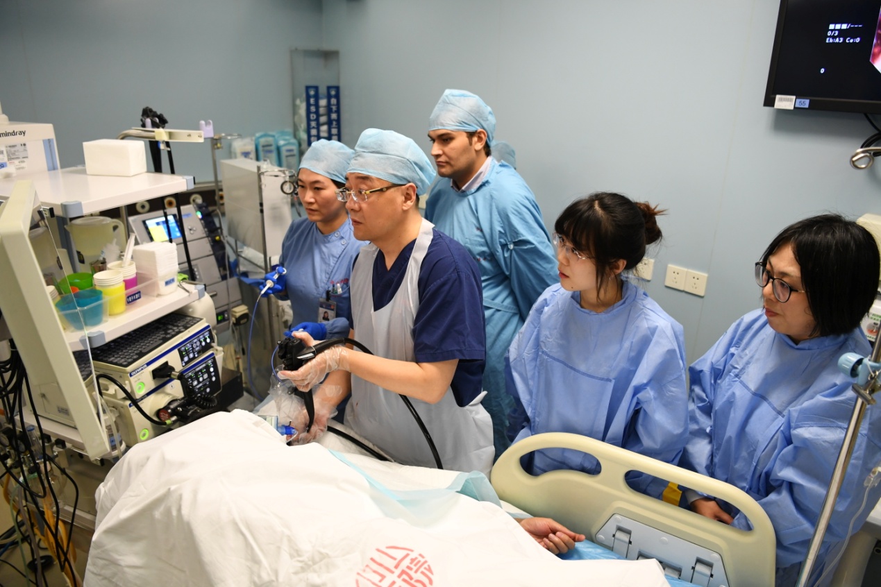 内镜医生周平红是哪里人,周平红内镜