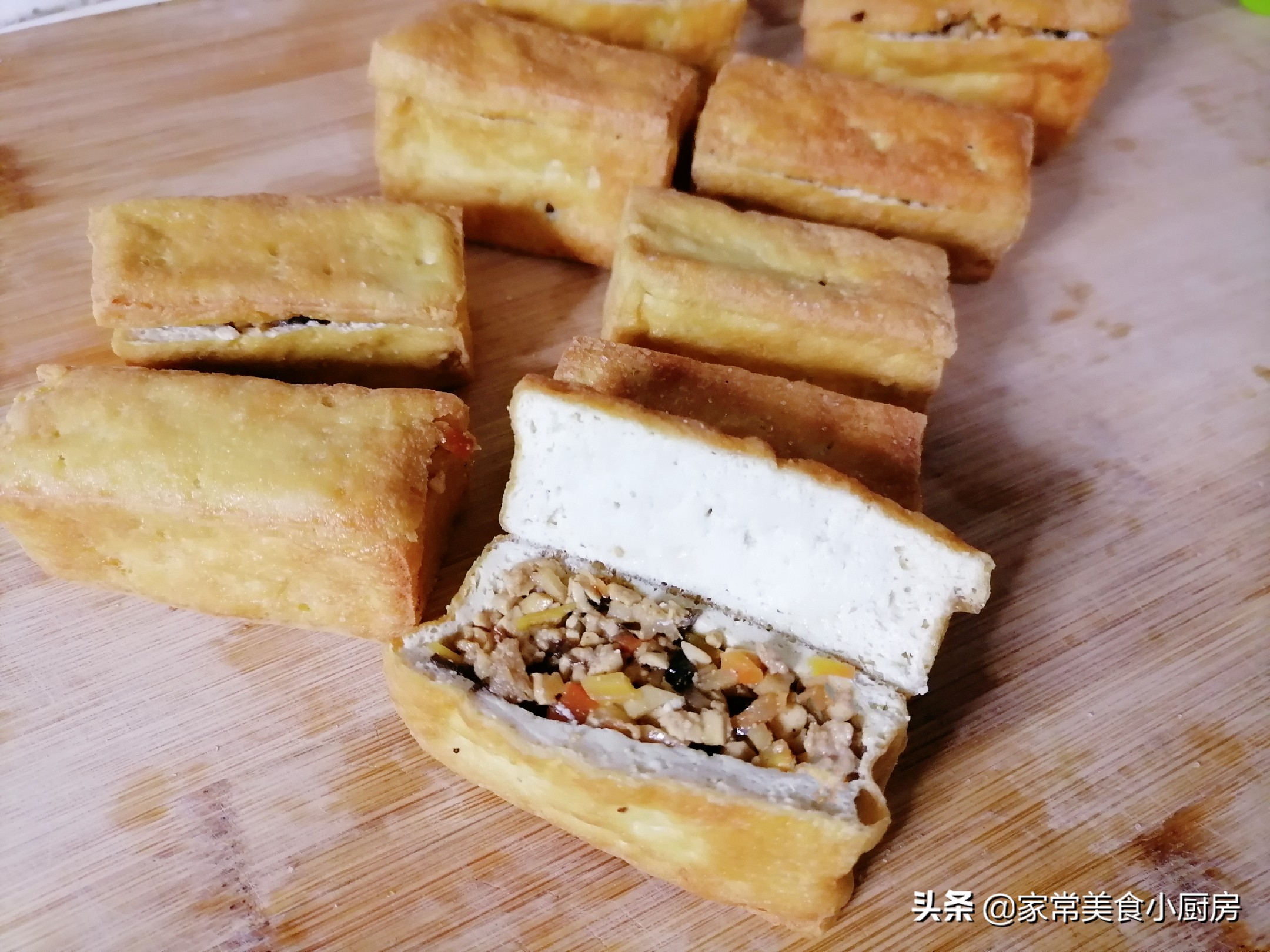 博山民间传统美食,山东传统名菜博山豆腐箱子