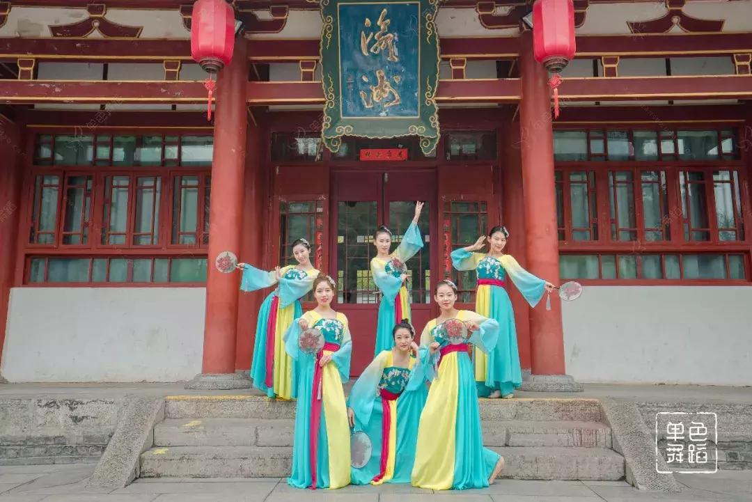 眼睛从有神到无神是怎么回事,无神的眼睛怎么变有神