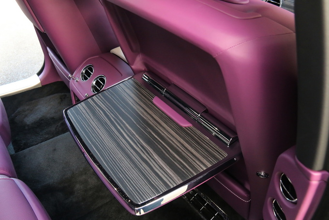 全新一代劳斯莱斯古思特,豪华180评测