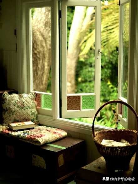 一个单亲妈妈如何生活的更好,一个单亲妈妈怎样过好一生