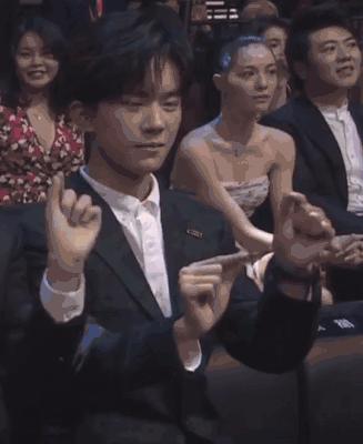 杨紫和张一山从小到大一个学校,刘星时期的张一山和杨紫多大