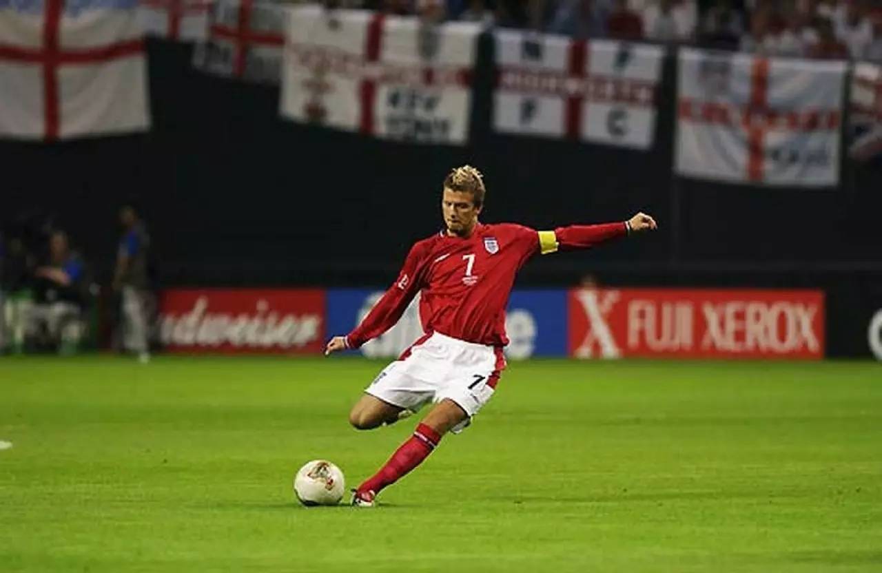 世界足坛10大任意球,世界十大任意球球员