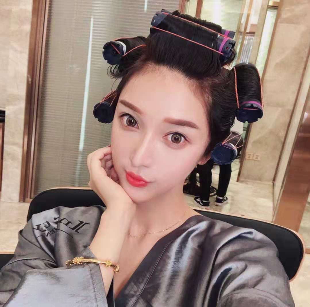 头发湿时很直干了很毛躁,头发烫后湿发很卷吹干毛躁怎么办