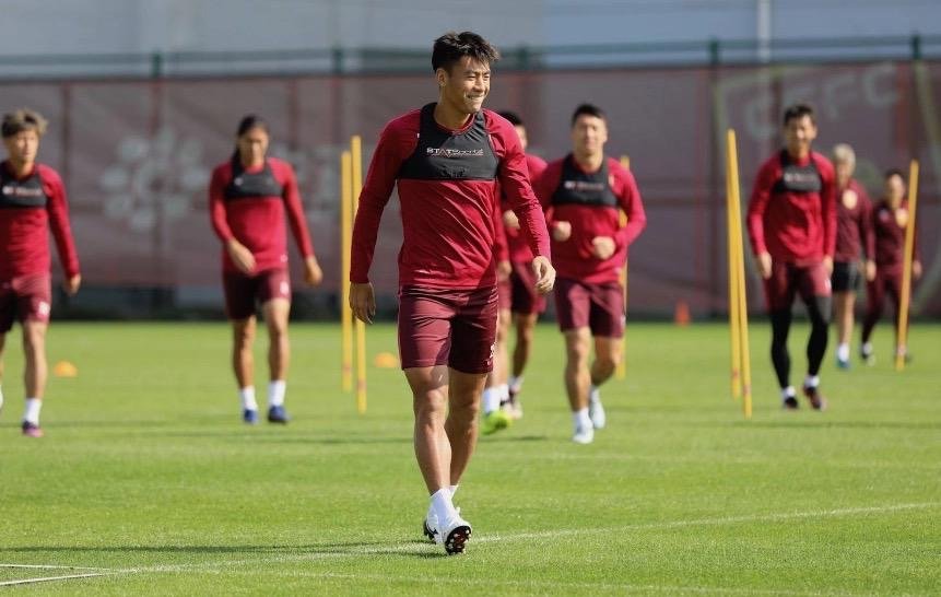 男篮水平为什么越来越靠近男足了,中国男篮为什么比男足强