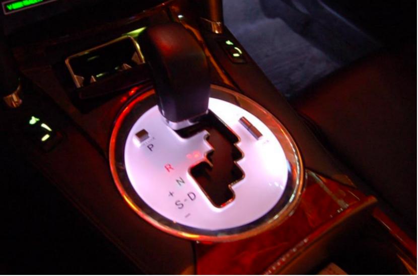 一汽丰田锐志汽车经典情怀老车,每周一款特价车型