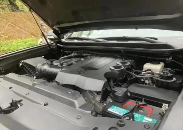 丰田霸道国产最新2.8五座四驱,丰田霸道2021款混合动力进口国六