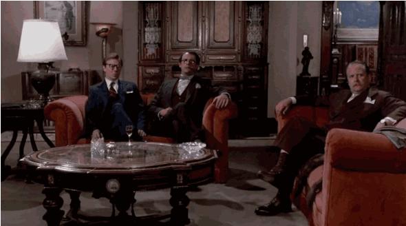 翘起二郎腿腰舒服,翘二郎腿的坏处有哪些视频