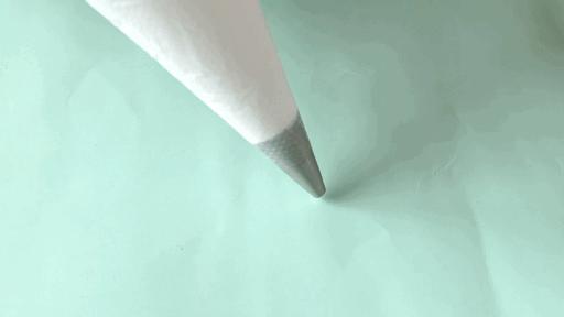 动物奶油裱花基础知识和手法,巧克力蛋糕裱花基础手法