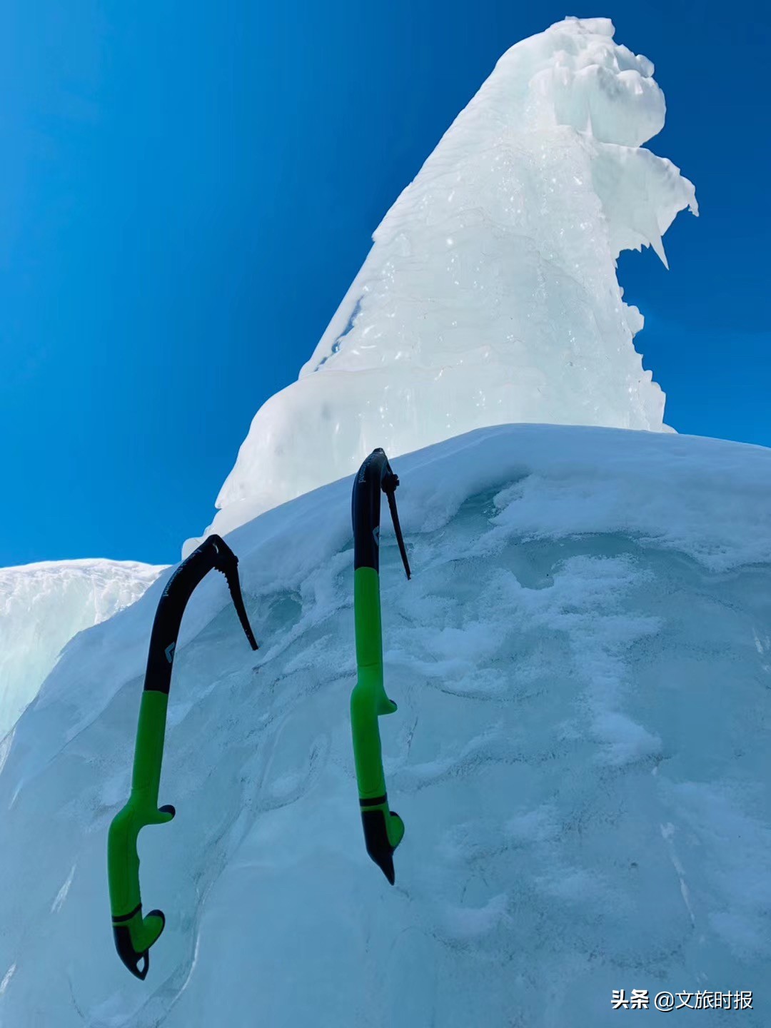 爬雪山的攀岩装备,野外攀岩专用工具