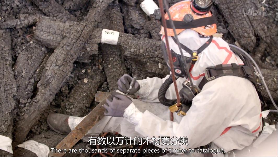 被大火烧毁的法国建筑,法国地标建筑着火