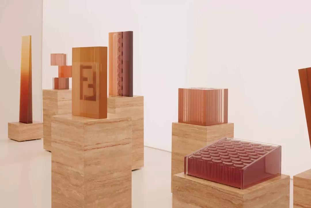 fendi秀场许愿池,fendi的设计灵感