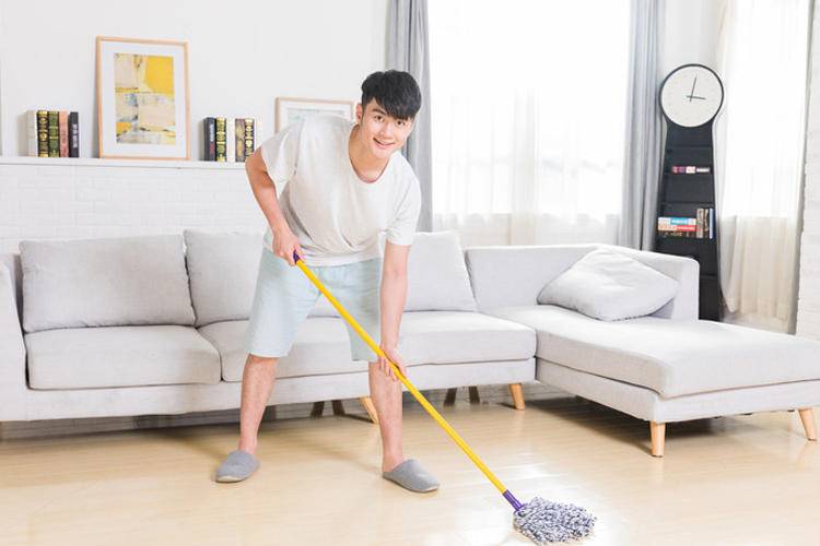 空调房如何给皮肤保湿补水呢,冬季空调屋怎么补水