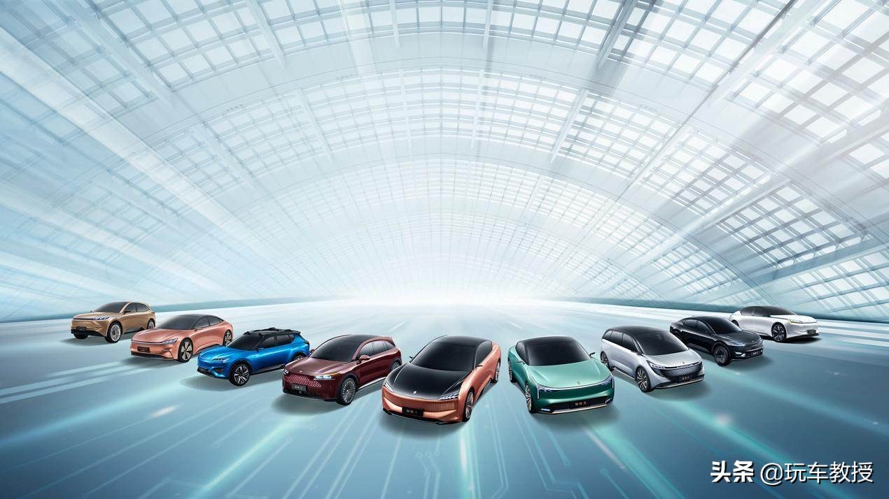 对标奔驰s级的电动车,对标s500奔驰