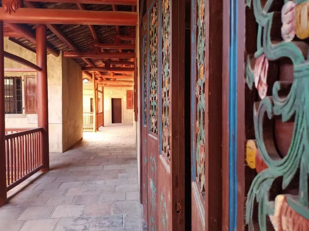 足球历史第一人是贝利还是梅西,世界足球史上最伟大的球王