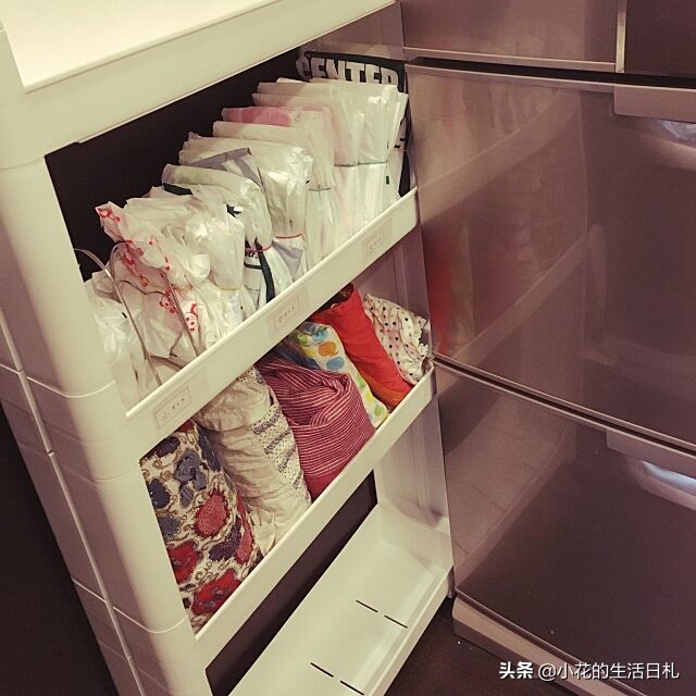 塑料袋收纳妙招废物利用,没用的塑料袋收纳法