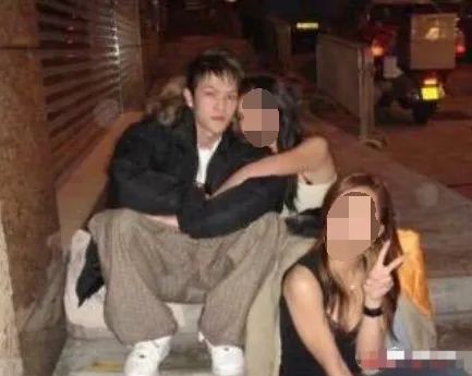 “为法制咖不惜撬了闺蜜墙脚”？是她真被下降头还是*脑洗**包来作妖