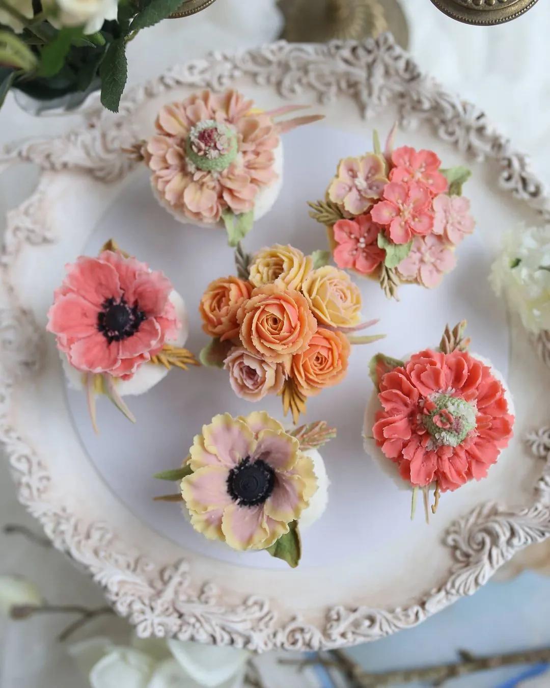 简单款式的母亲节蛋糕图片,六种不同口味母亲节蛋糕