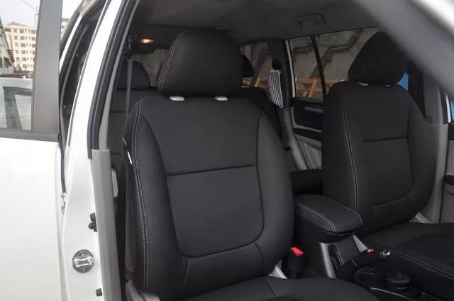 买车有必要买品牌吗,汽车真皮仿皮座椅优缺点