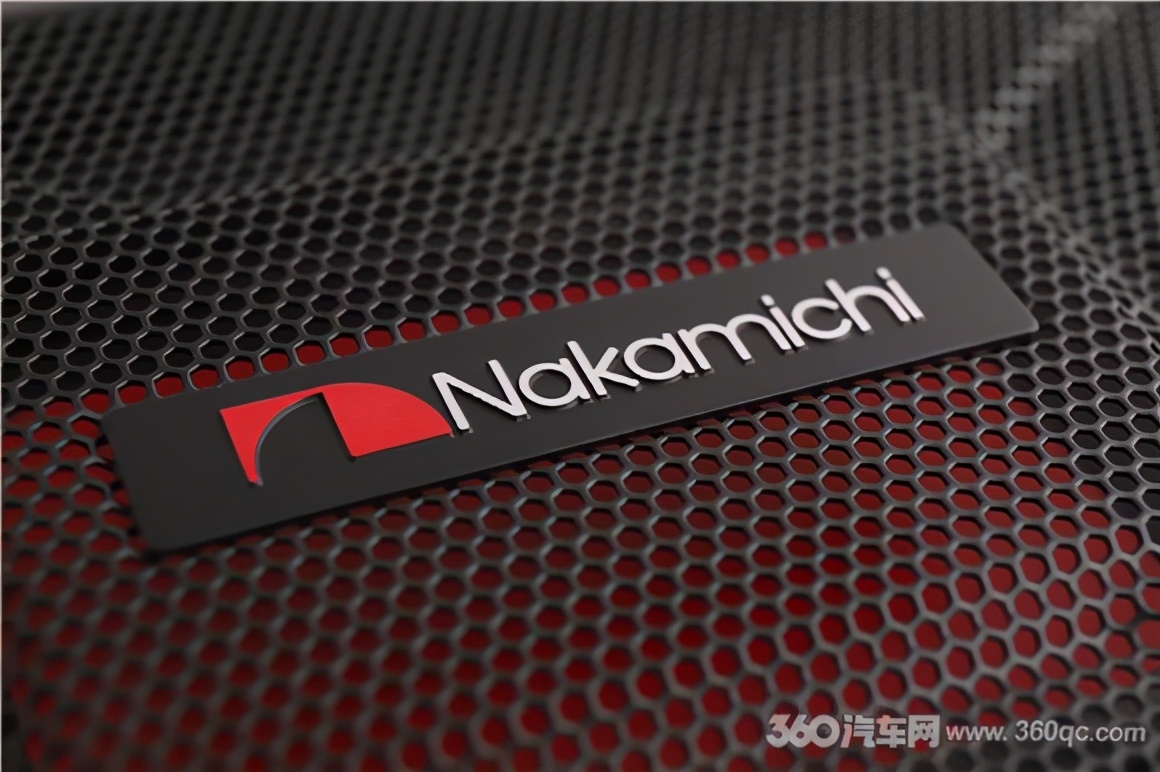 日本中道超薄低音炮效果,中道低音炮和猛雷低音炮哪个好