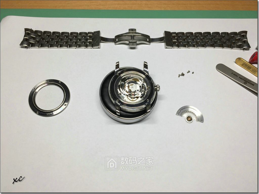 美度贝伦赛丽m8690真假对比图,美度贝伦赛丽m8690哪年上市的