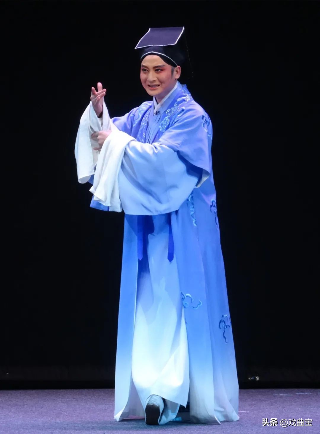 黄梅戏罗帕记选段家住双河镇伴奏,黄梅戏罗帕记完整版第一集