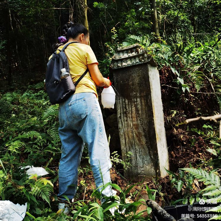 我们的足迹之121：凤凰山、高岩山拓碑，获碑拓19张。华表对联1副