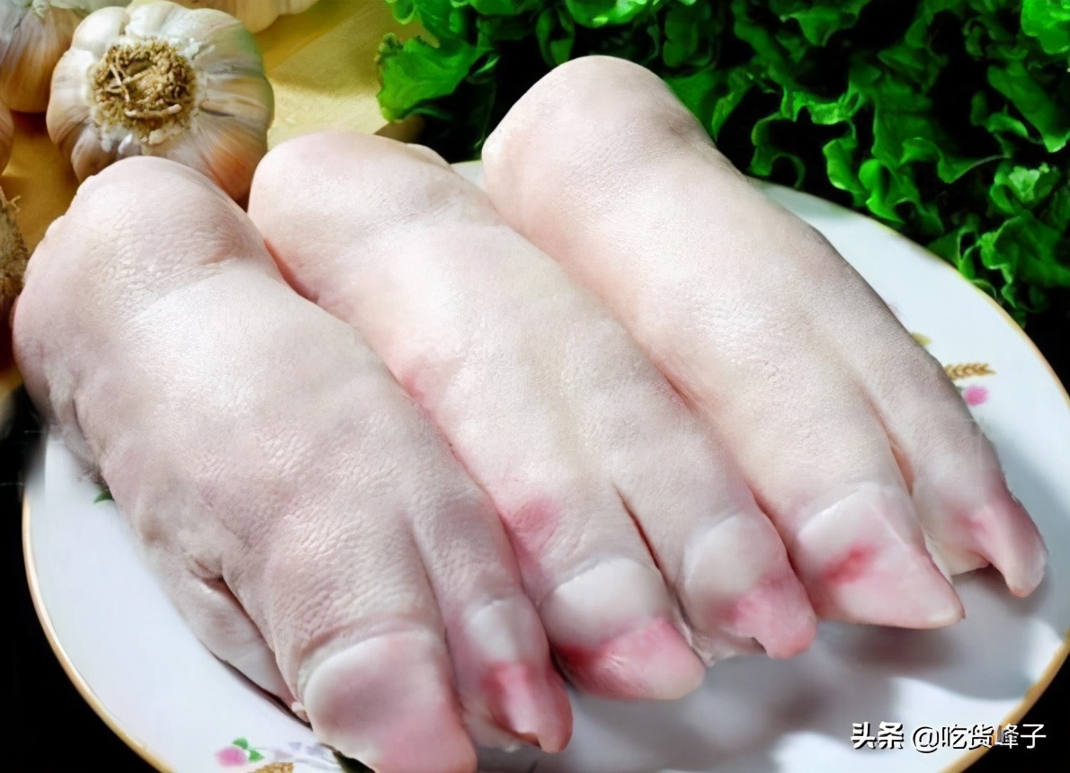 买猪蹄买胖还是瘦的好,选猪蹄要记住这四点