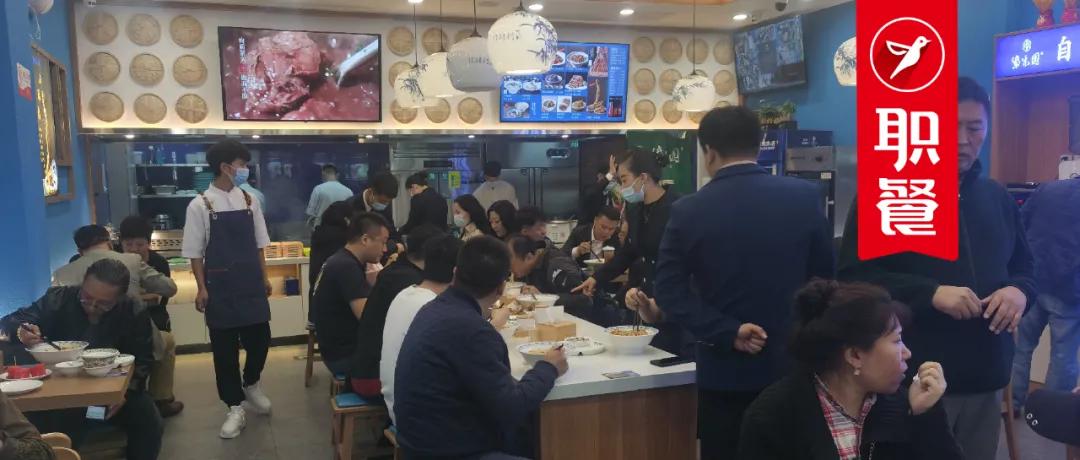 又一餐企开面馆,80平月营收60万!面+外带档口成掘金新模式?