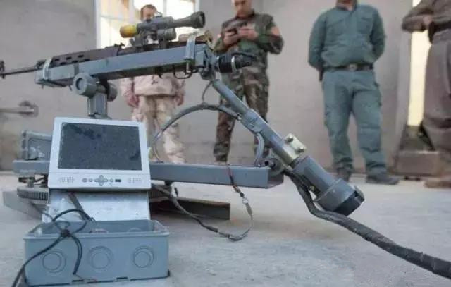 弓弩射火箭弹、煤气罐炮、钢管大狙,细数各种DIY*器武**