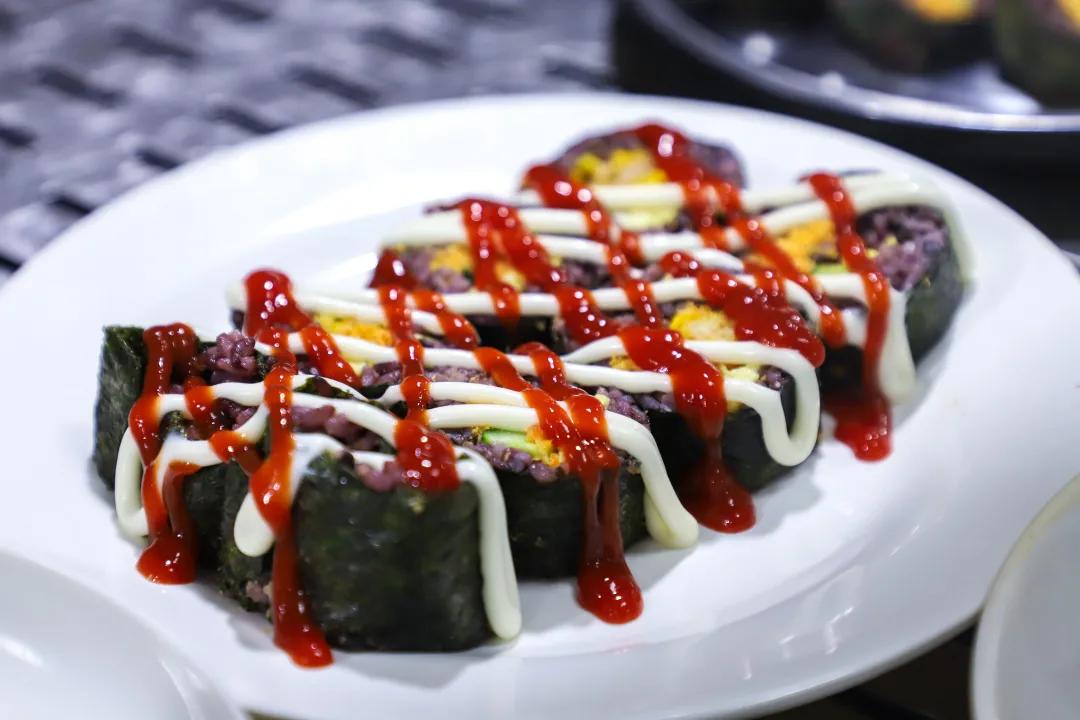 “舌尖上的军校”第一站：*警武**工程大学